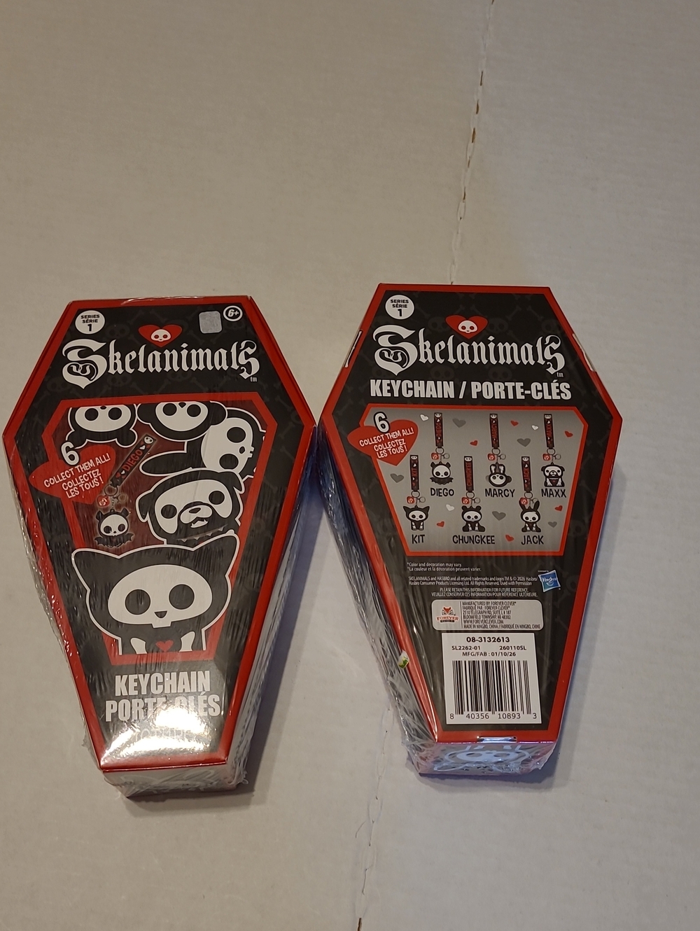 Skelanimals Coffin Keychain Set - Black & Red X 2